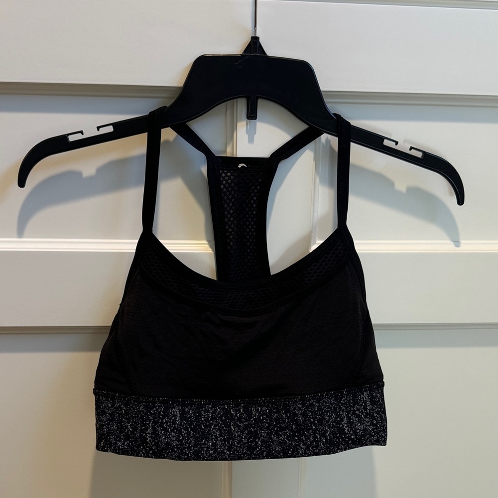 Black Women's Racerback Mesh Detail Sports Bra